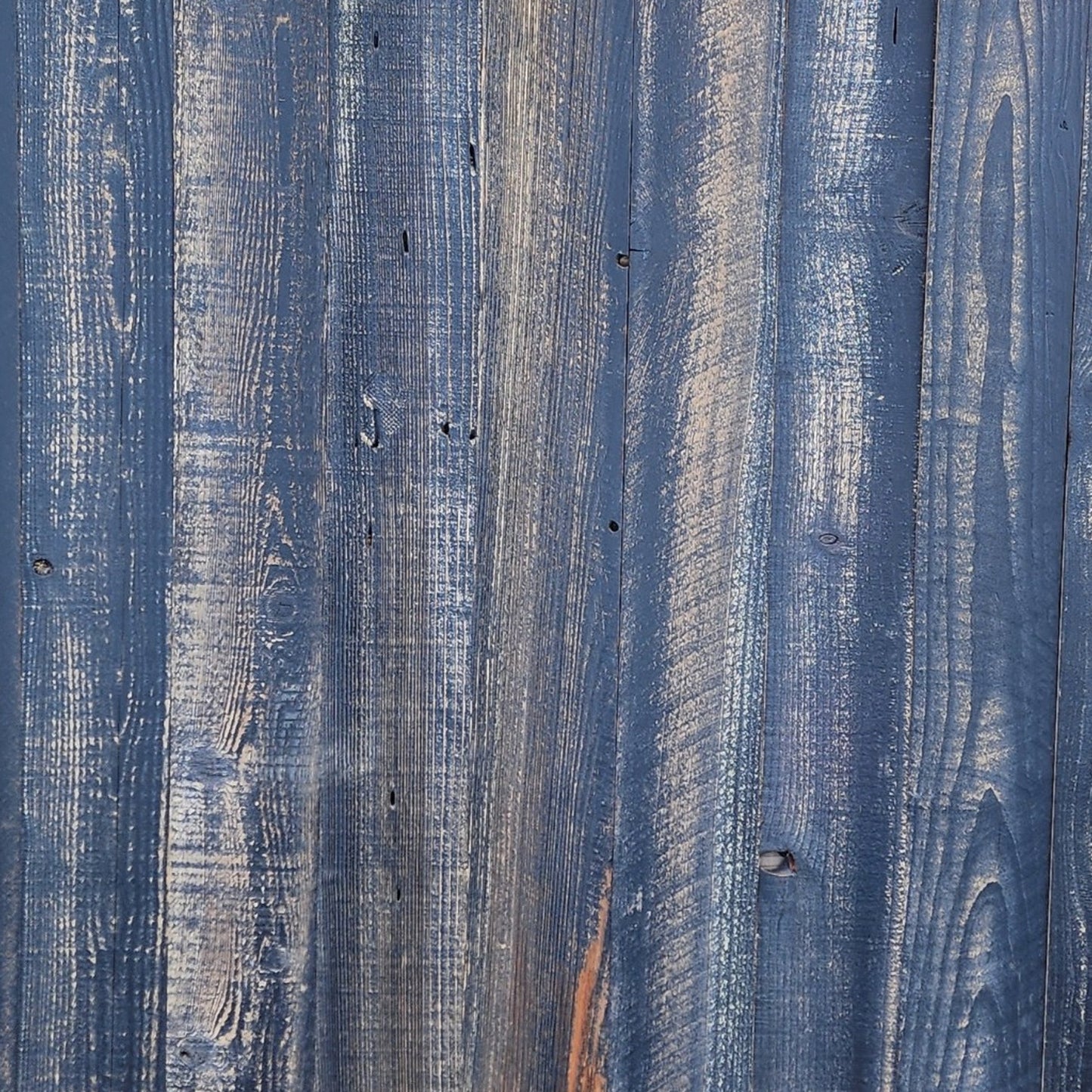 Black finish reclaimed redwood planks, flat overhead plan view